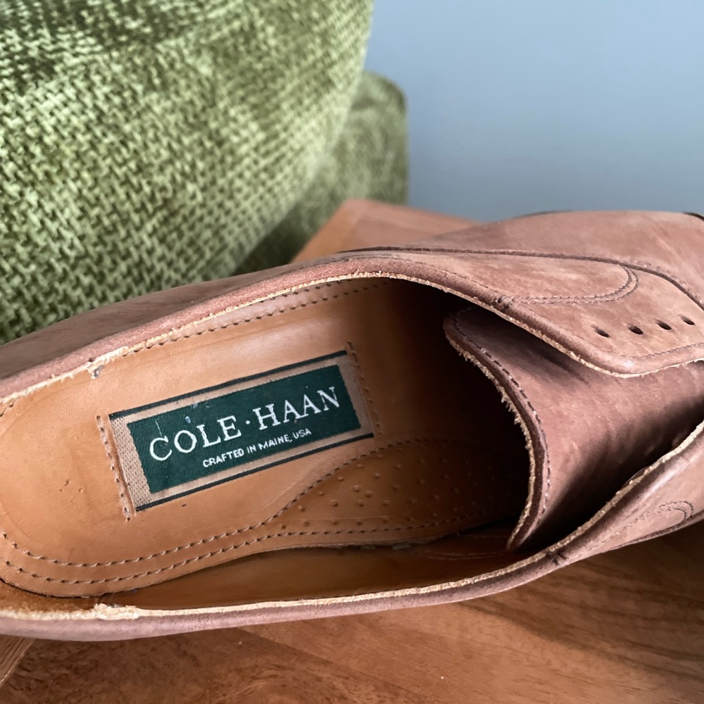 Vintage Cole Haan Cap Toe Oxford Shoes Made in USA Vibram Gumlite Nubuck Tan 9.5 - Picture 5 of 10